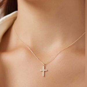 NEW Dainty Gold Cross Delicate Necklace Chain Minimalist Gold A0110